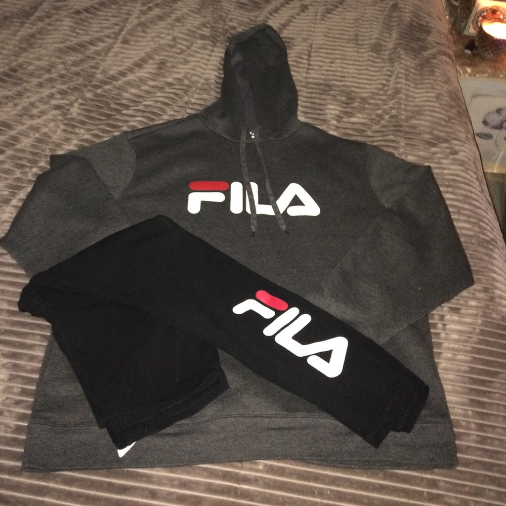 FILA sweatshirt